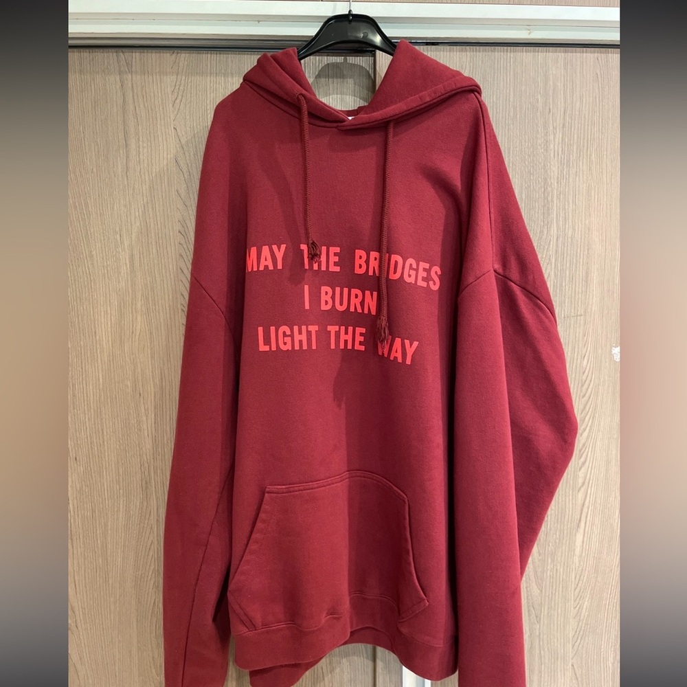 Vetements May The Bridges I burn Light The Way